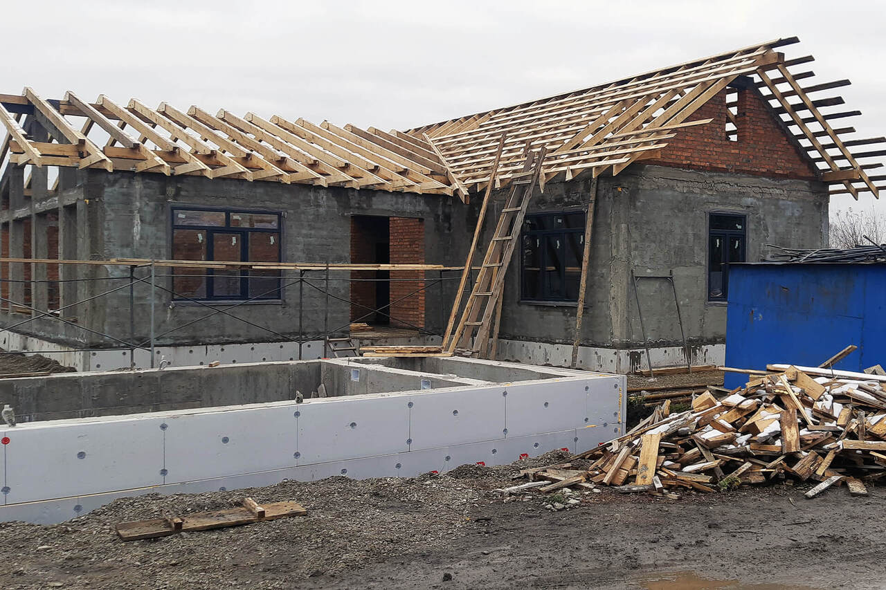 Строительство крыши для дома в Загорских усадьбах